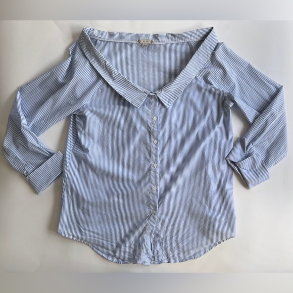 Iris Los Angeles Woman’s Across the Shoulder Blue Pinstripe Blouse Shirt Size L - Picture 9 of 9